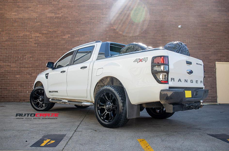 FORD-RANGER-VAPOR-MATTE-BLACK
